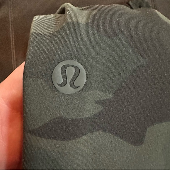 Lululemon On the Fly Jogger *Luxtreme - Incognito Camo Multi Grey - Picture 8 of 9